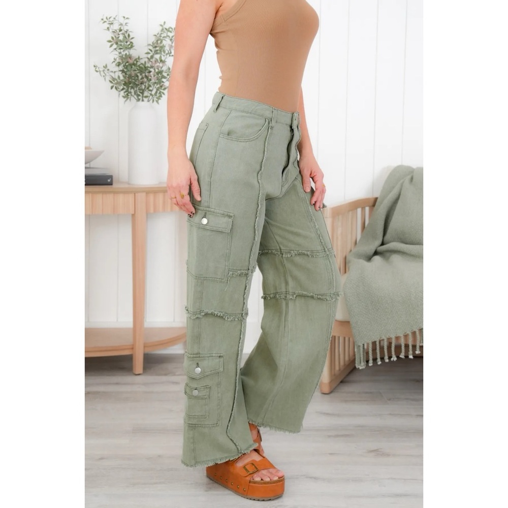 POL Faded Olive High Waist Straight Wide Leg Cargo Jeans - Picture 6 of 12